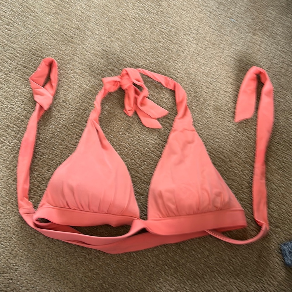 Women’s hot pink bikini top